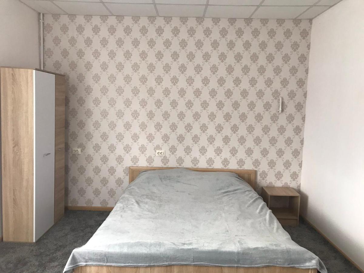 Apartment On Grushevskogo Kalush Dış mekan fotoğraf